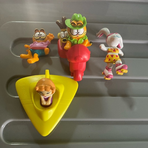 Garfield Other - Lot of vintage toys total 4